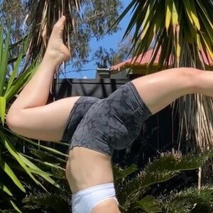 Gymshark Black and Gray Camo Activewear